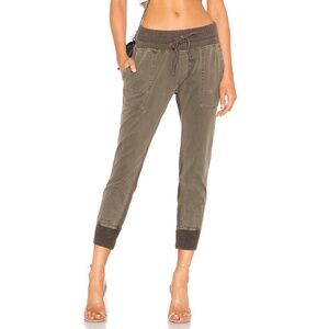 JAMES PERSE - Contrast Sweatpants in Army Green size: 1
